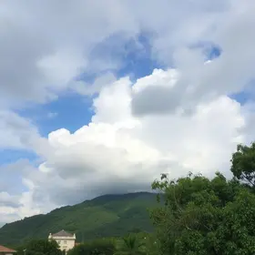 Atibaia deve ter um dia com céu parcialmente limpo