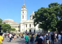 Domingo Livre na Praça Guanabara