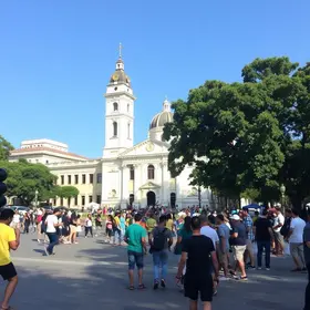 Domingo Livre na Praça Guanabara